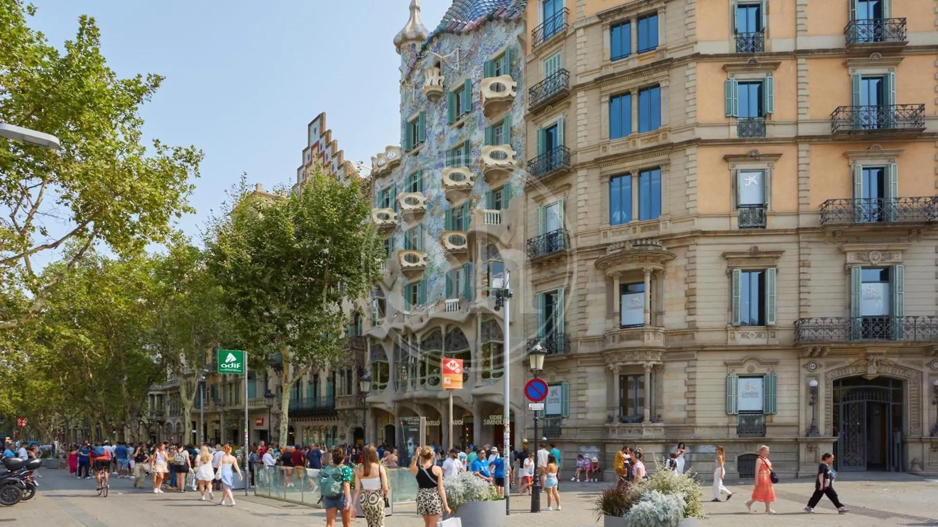Maravilloso Alojamiento Frente A La Casa Batllo Barselona 0*,  İspanya